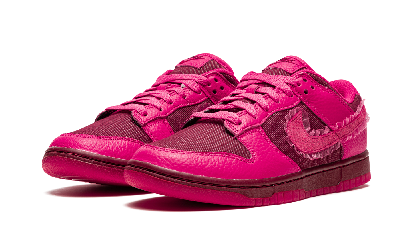 DUNK LOW WMNS"Valentine’s Day" DQ9324 600