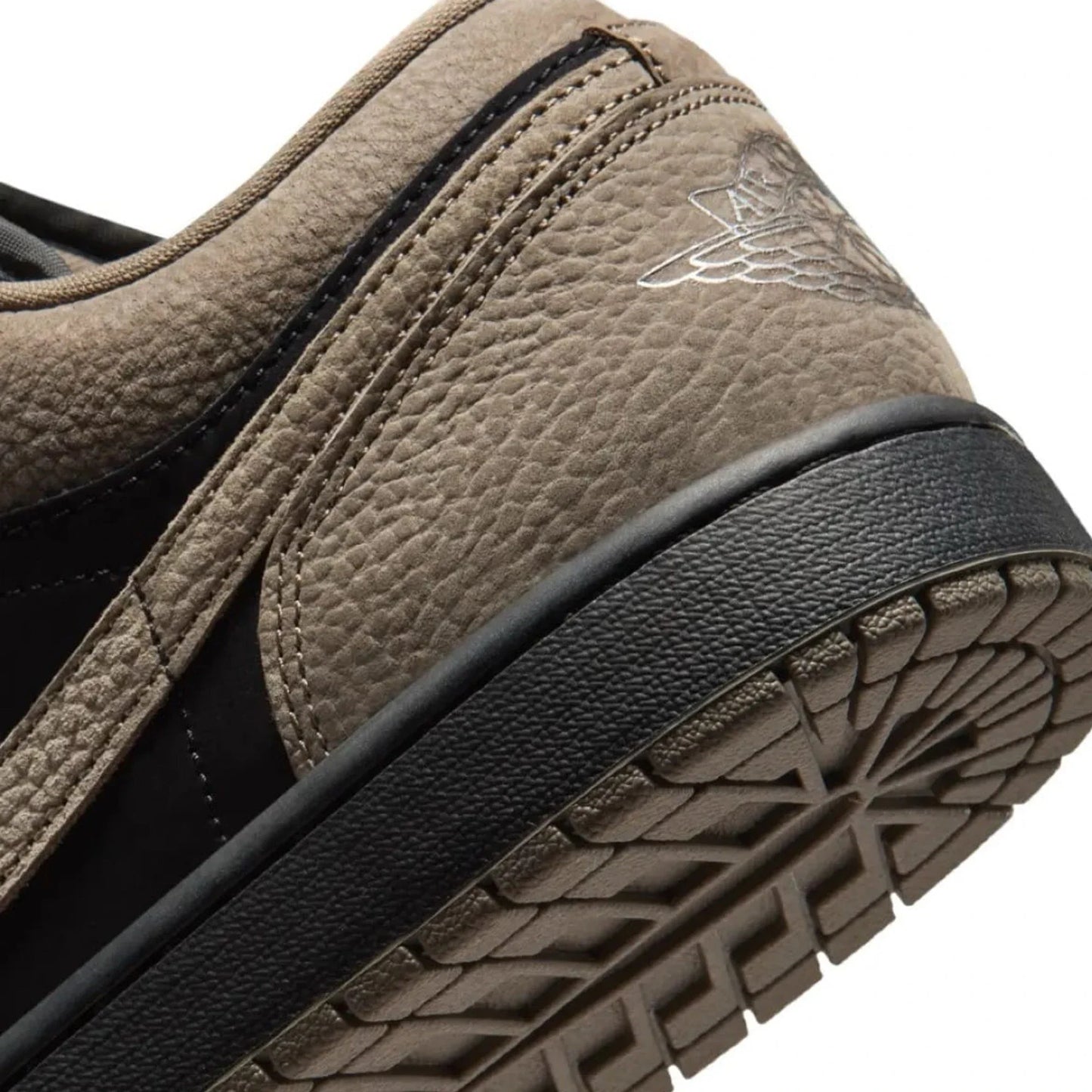 1 Low SE 'Olive Grey' (2026)
