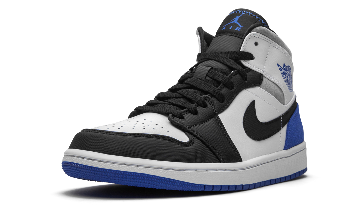 1 Mid SE "Game Royal Black Toe" 852542 102