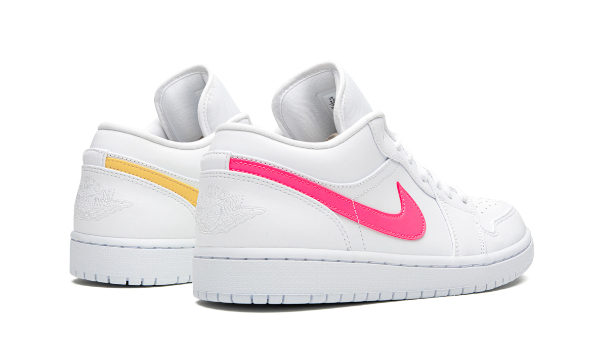 1 Low "Multicolor Swoosh" CW7033 100