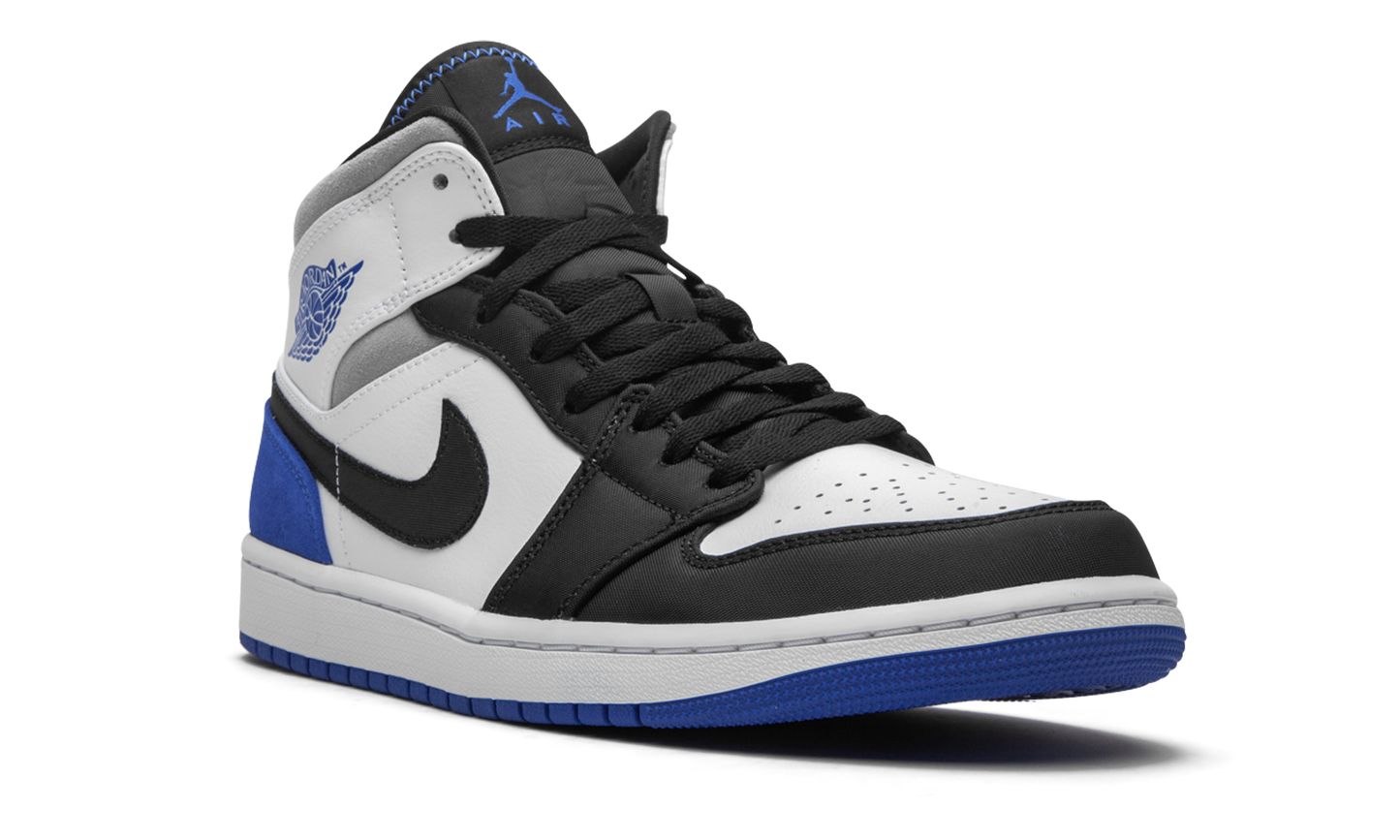 1 Mid SE "Game Royal Black Toe" 852542 102