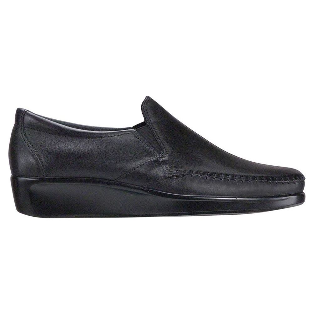 Women's Dream Slip On Loafer in Black