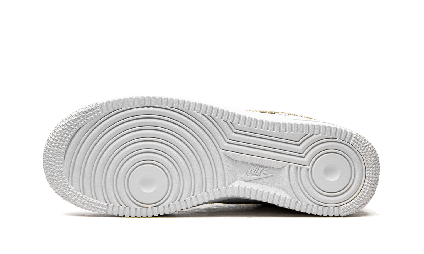 AIR FORCE 1'07 ESS MNS WMNS"Barley Paisley" DJ9942 101