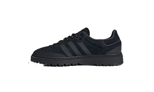 Samba Winterized "Black Carbon" JR5704