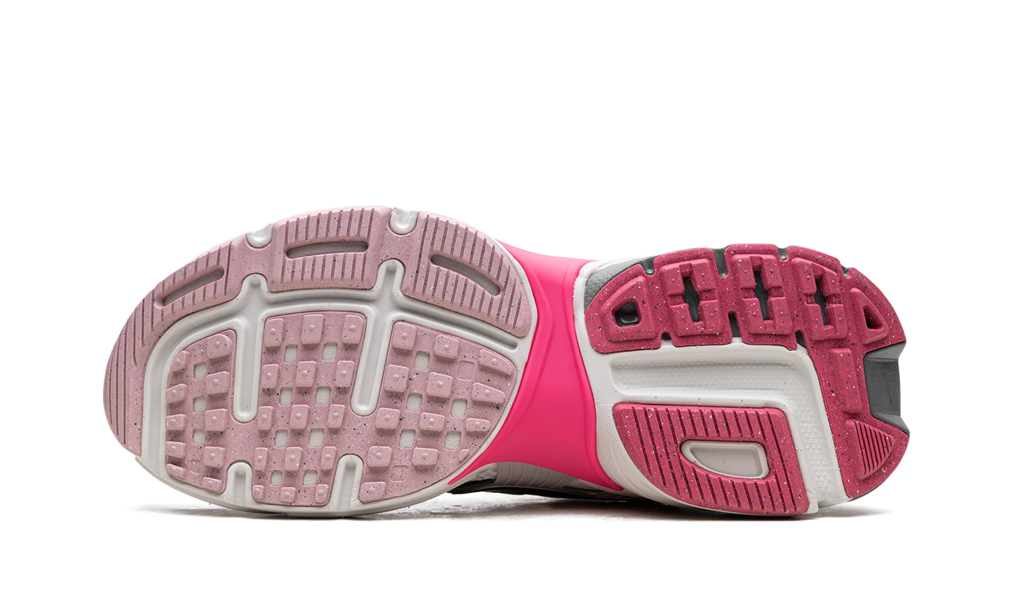 V2K RUN WMNS"Year Of The Dragon" FZ5061 100