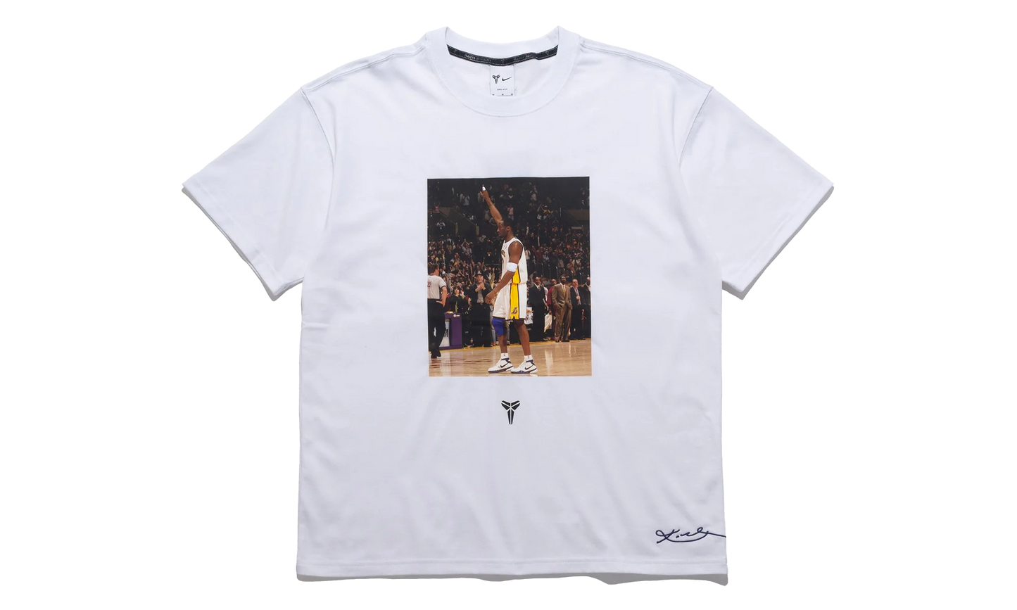 Kobe Bryant 81 Points M90 SP26 Tee "White" IO1150 100
