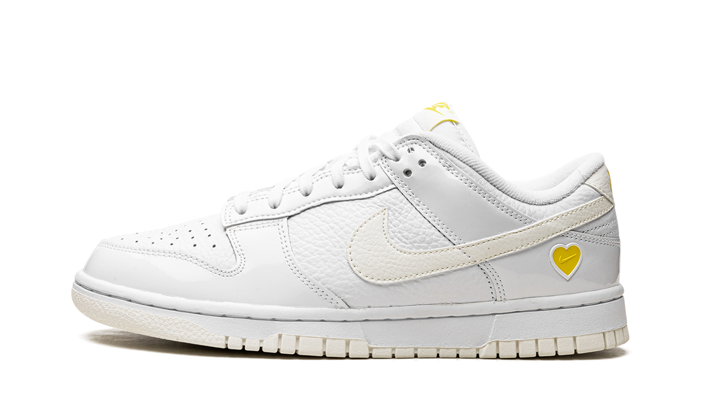 DUNK LO MNS WMNS"Yellow Heart" FD0803 100
