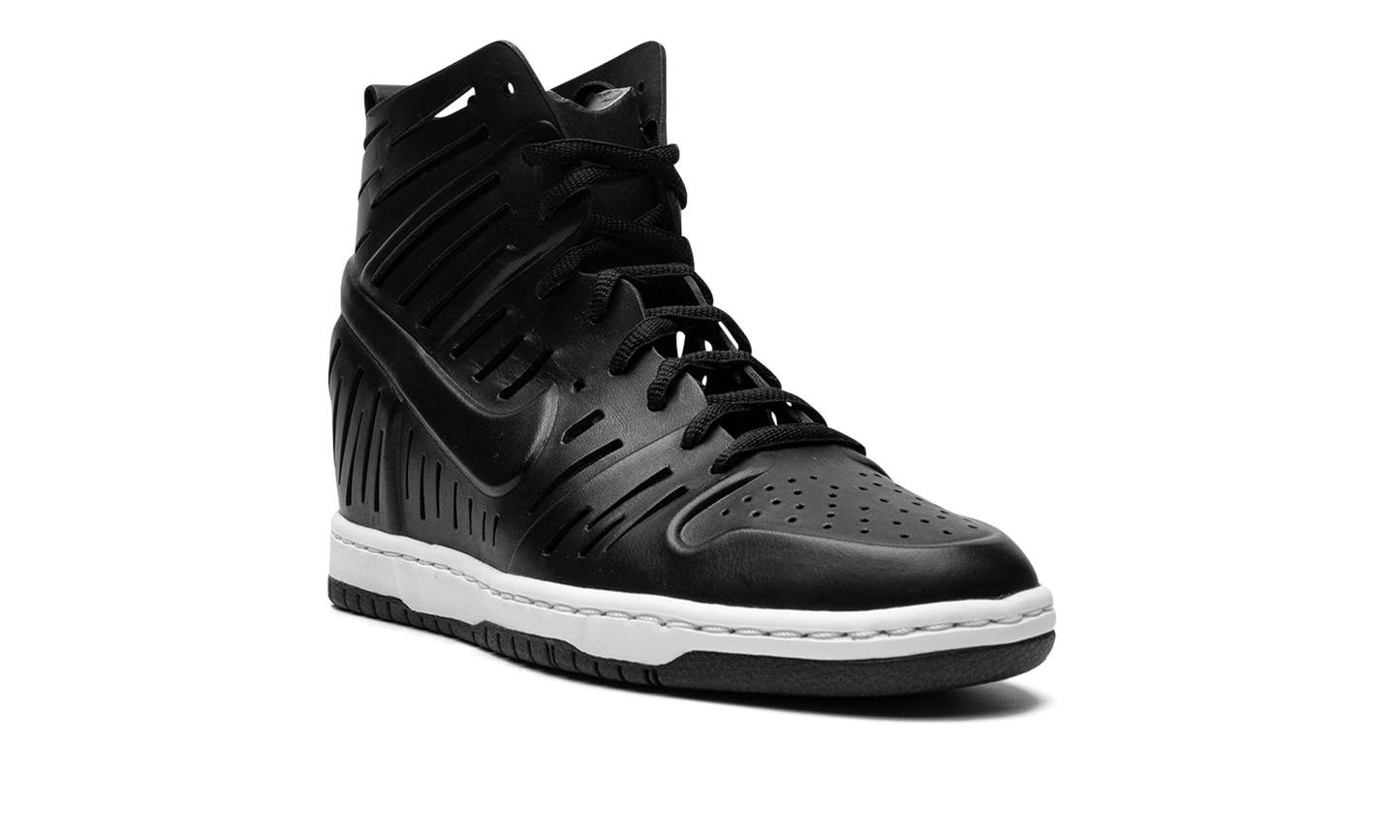 DUNK SKY HI 2.0 WMNS"JOLI BLACK" 725062 001