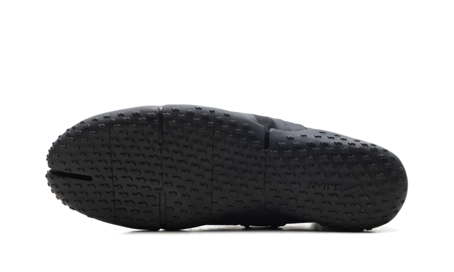 Air Rift Mesh WMNS "SKIMS - Black" IO7694 001