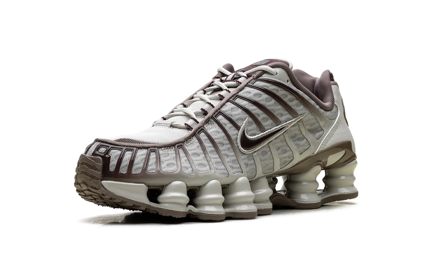 Shox TL WMNS "Light Bone Burgundy Crush" IM6013 072