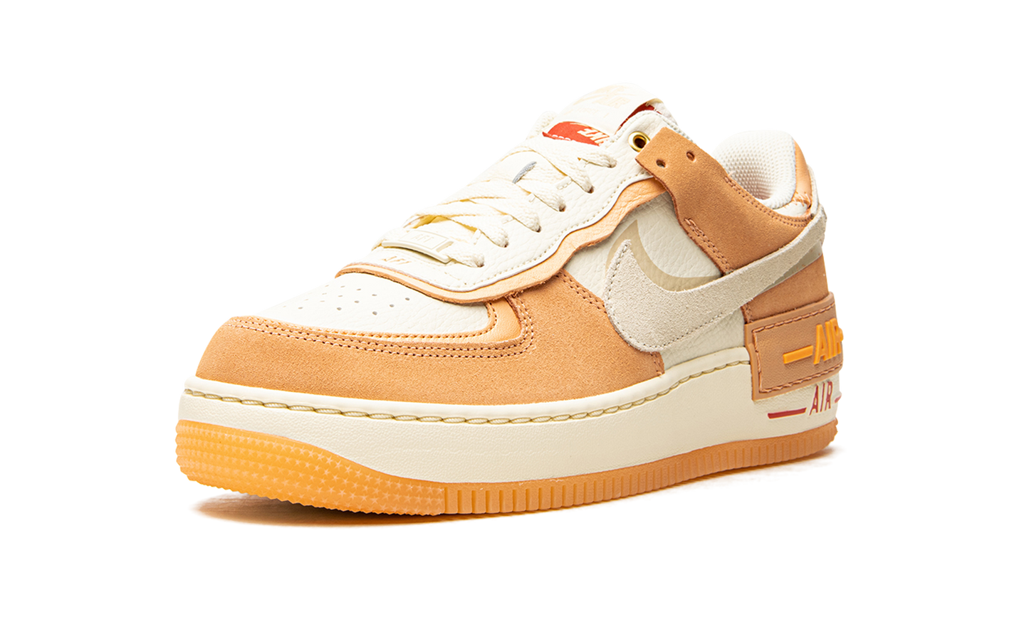 AIR FORCE 1 SHADO MNS WMNS"Sisterhood - Cashmere" DM8157 700