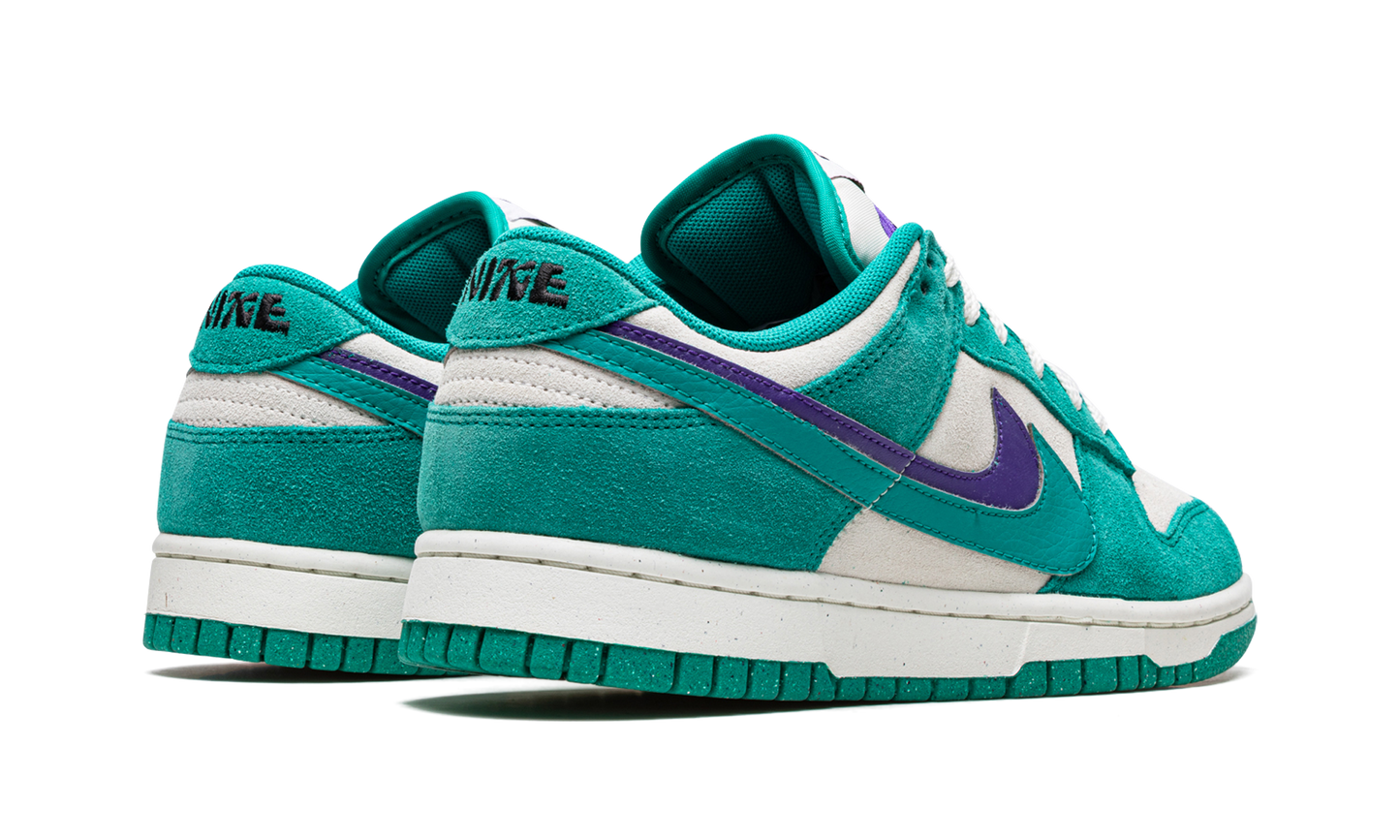 DUNK LO MNS WMNS"85" DO9457 101