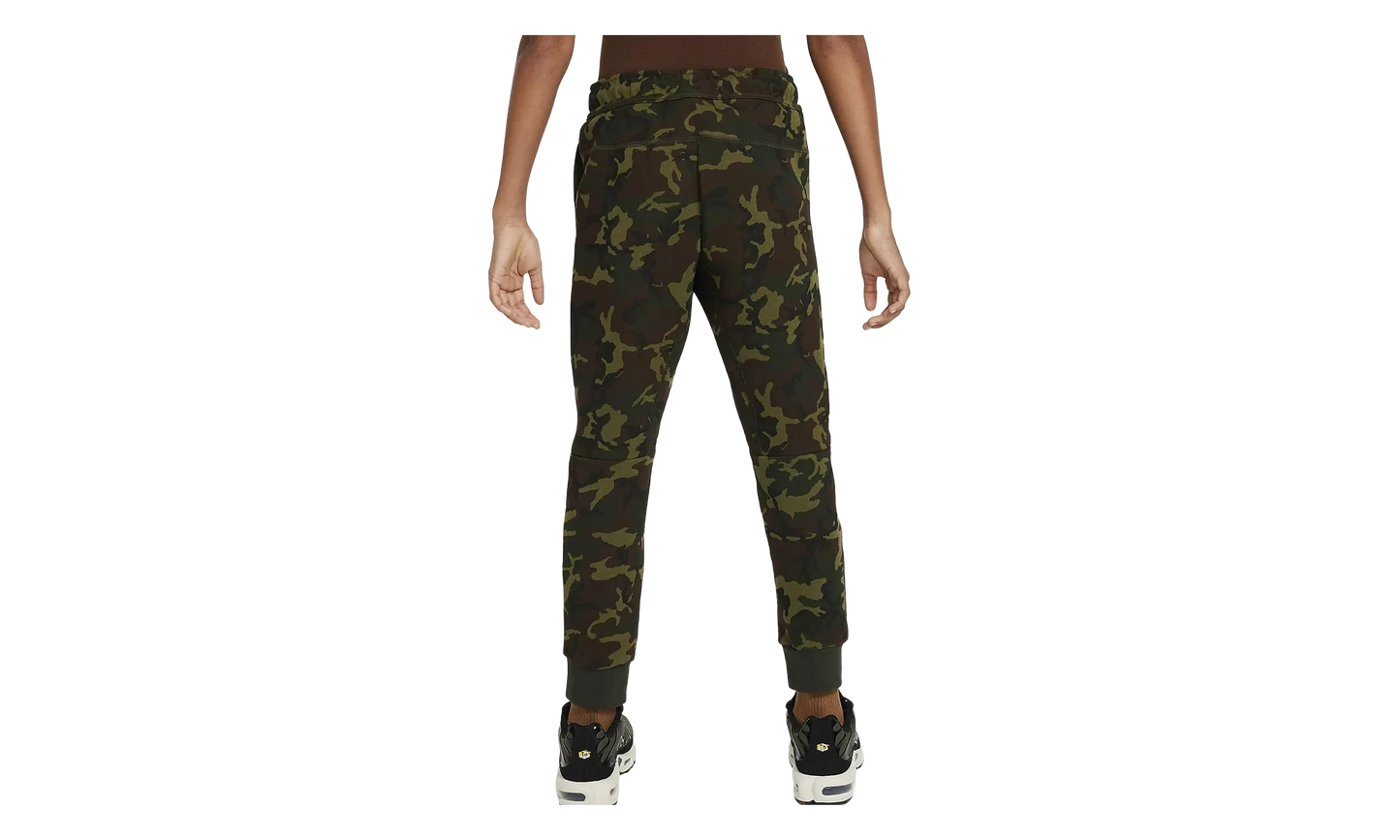 Sportswear Tech Fleece Jogger "Camo" FN9120 010