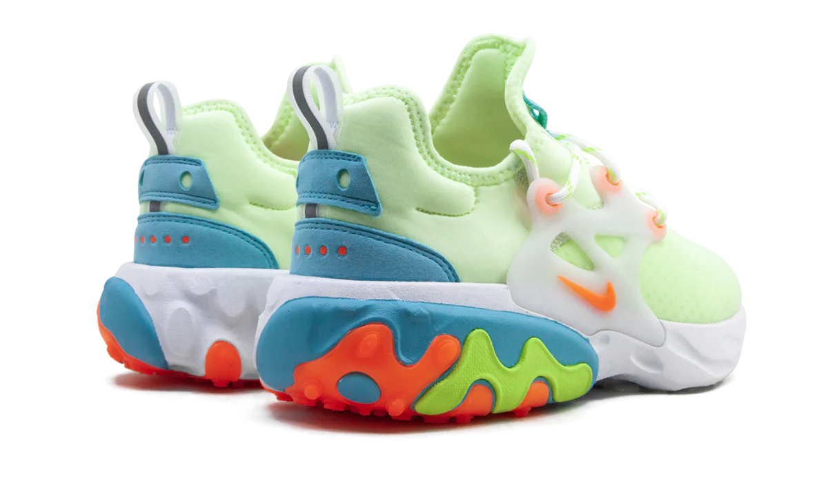 React Presto AV2605 700