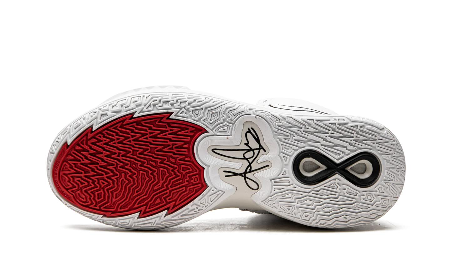 Kyrie Infinity "Man Machine" CZ0204 101