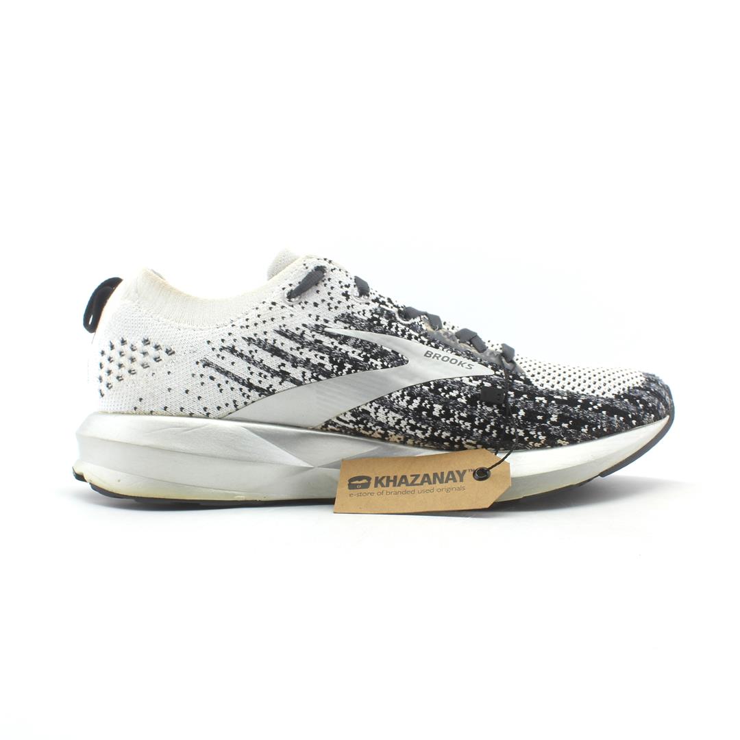 BRAWNY LEVITATE 3