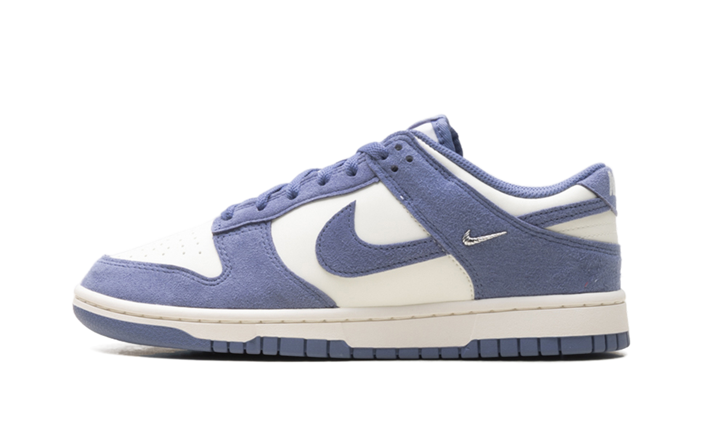 Dunk Low WMNS"World Indigo Mini Swoosh" IB4417 103