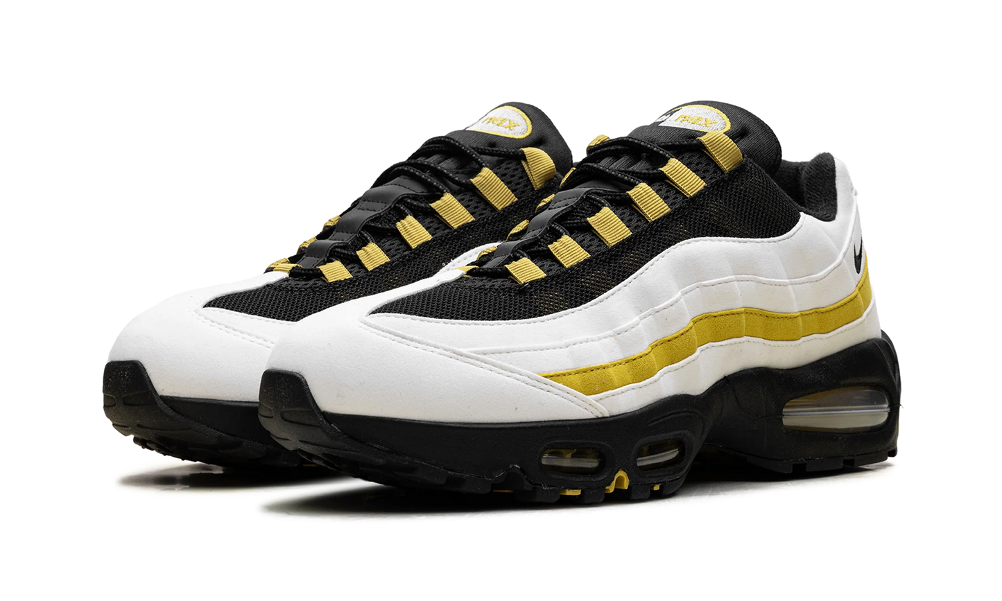 Air Max 95 OG "White Saffron Quartz Black" HM4740 102