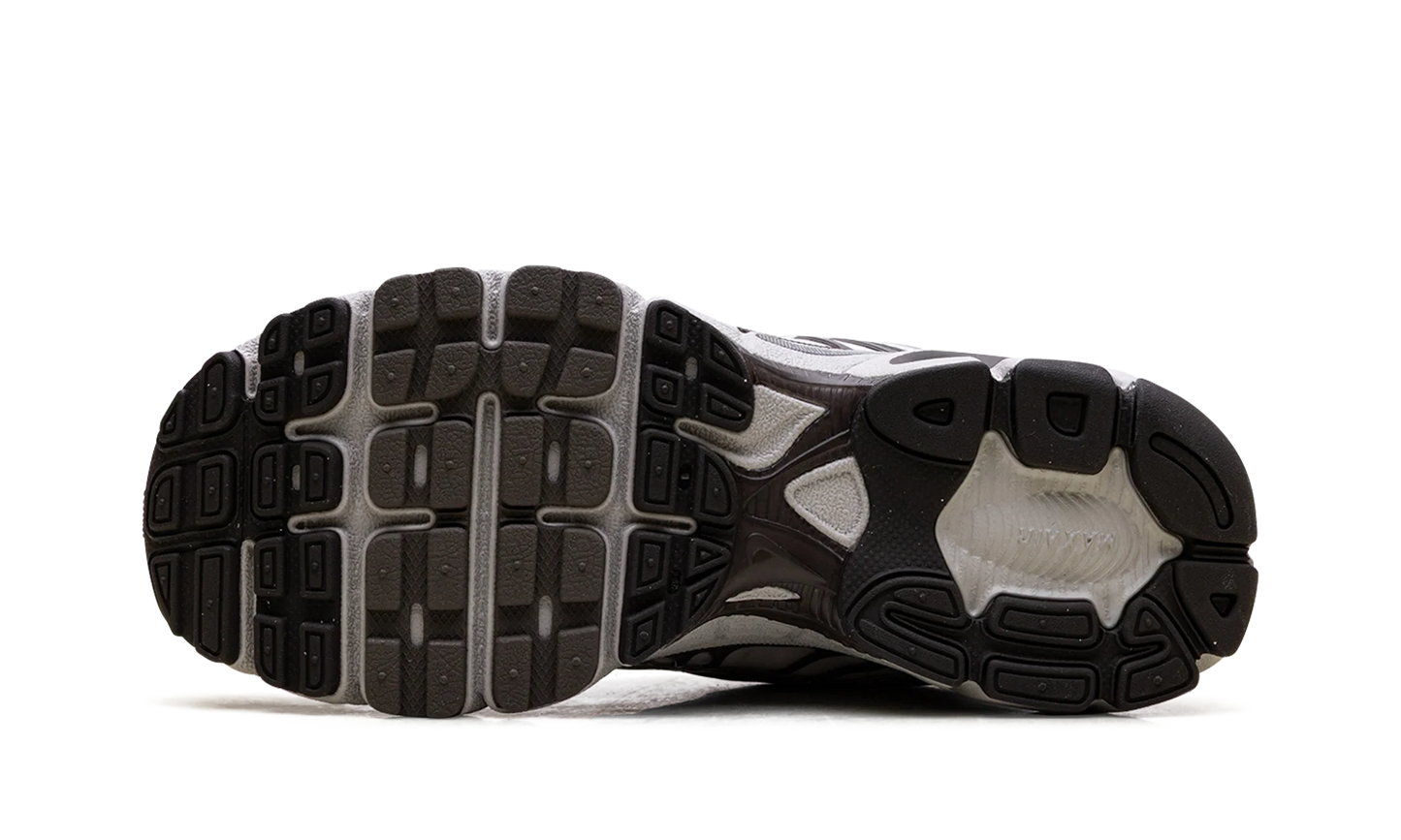 Air Max Moto 2K WMNS "Phantom Silver Baroque Brown" IO1915 030