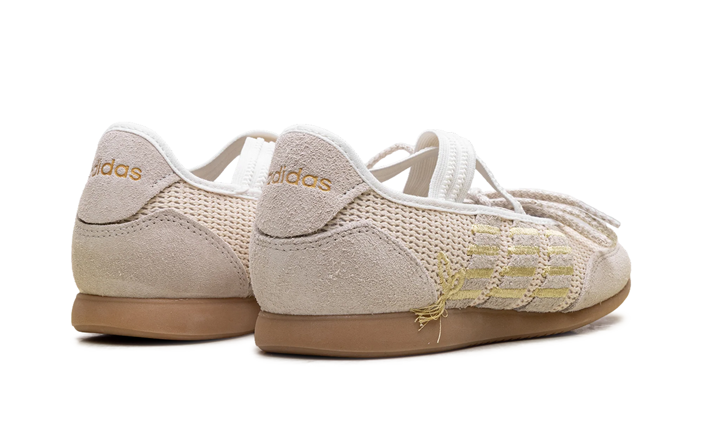 Barreda Mary Jane WMNS "Non Dyed Matte Gold" KI3380