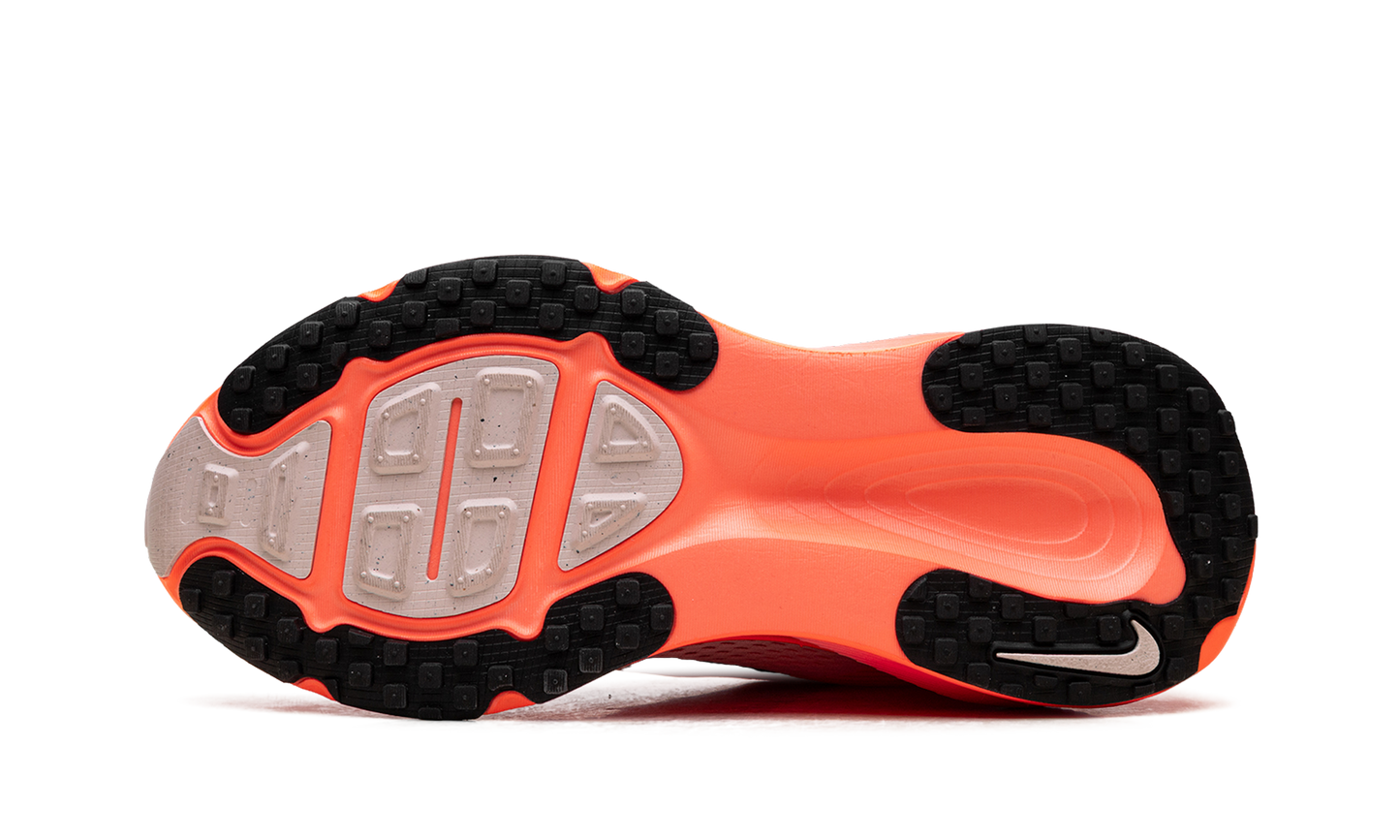 Vomero 18 WMNS"Atmosphere Pink" HM6804 600