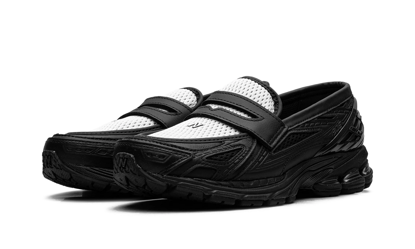 1906L "Black Angora" U19068G9