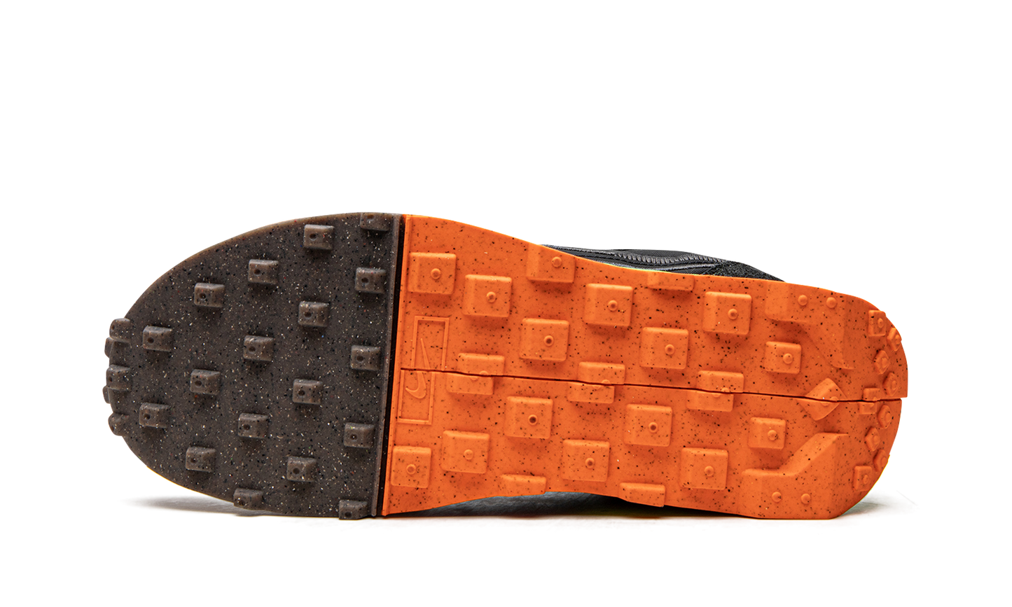 FONTANKA WAFFLE WMNS"Black Volt" DC3579 001