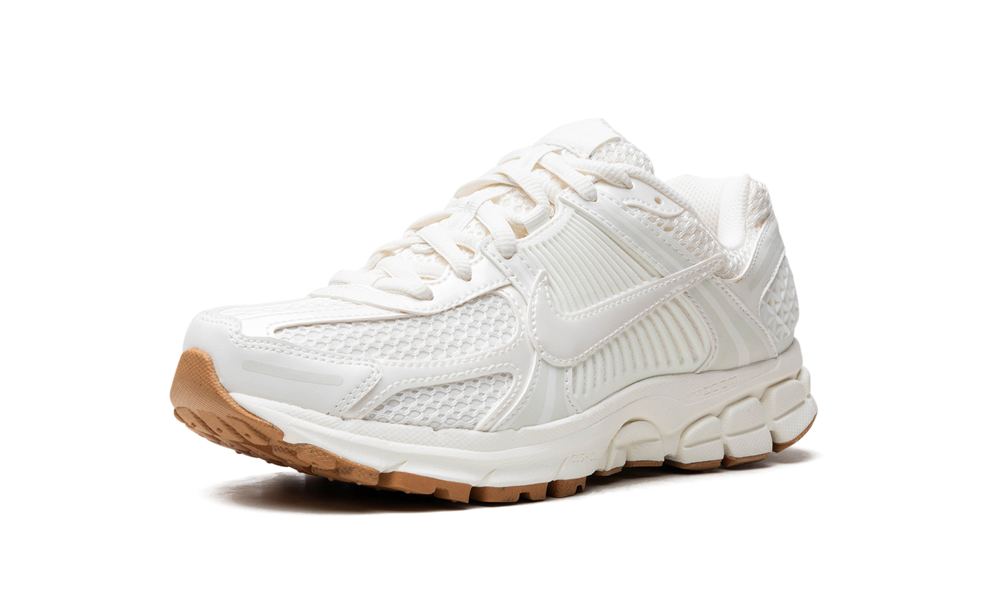 WMNS Zoom Vomero 5"SAIL GUM" HM5886 133