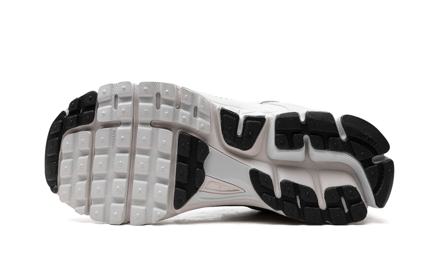 Zoom Vomero 5 WMNS"White/ Vast Grey" FQ7079 100