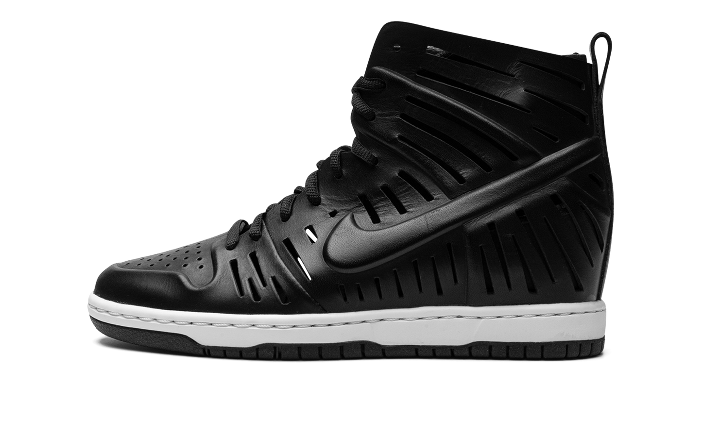 DUNK SKY HI 2.0 WMNS"JOLI BLACK" 725062 001