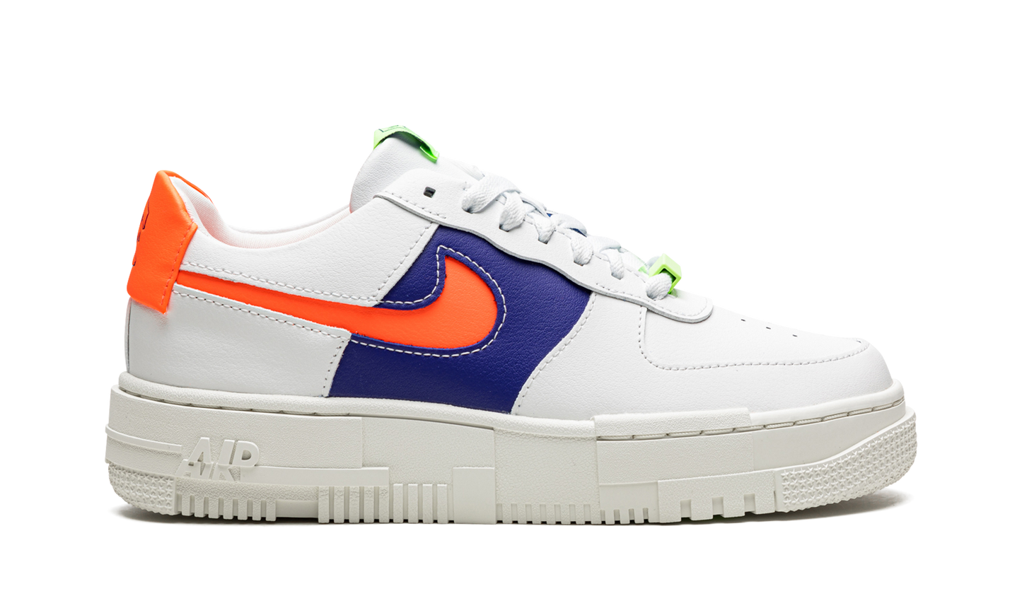 AIR FORCE 1 LO PIXEL MNS WMNS"White Concord Crimson" DM8340 100