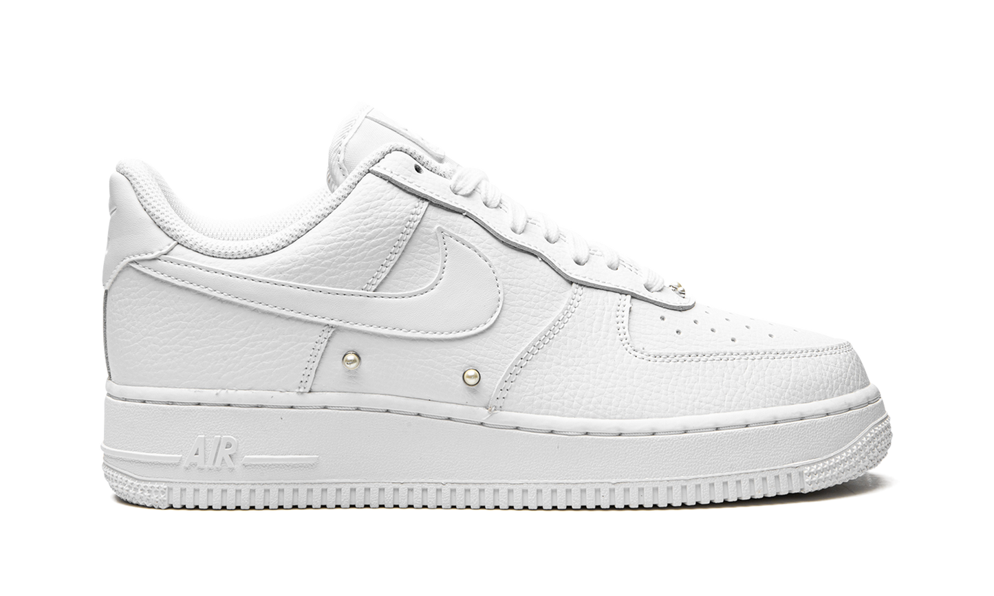 AIR FORCE 1 LO MNS WMNS"Pearls" DQ0231 100