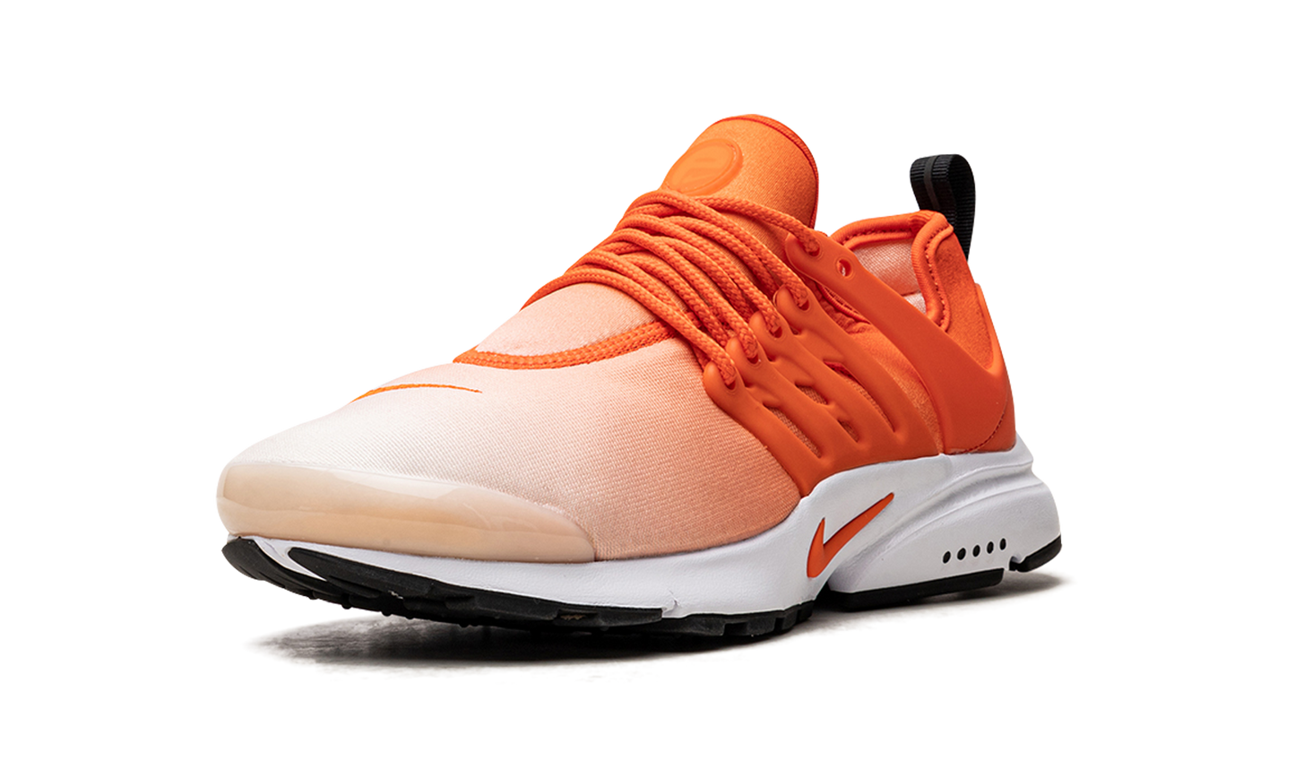 AIR PRESTO WMNS"Orange" DQ8587 800