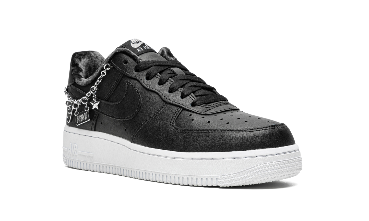 AIR FORCE 1'07 LX MNS WMNS"Lucky Charms - Black" DD1525 001