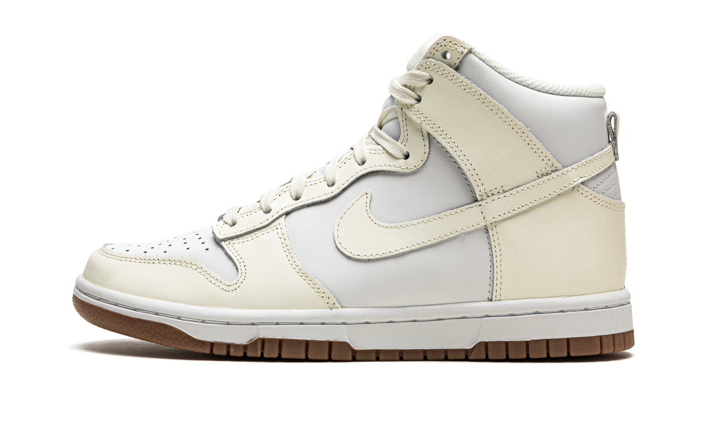 DUNK HIGH MNS WMNS"Sail/ Gum" DD1869 109