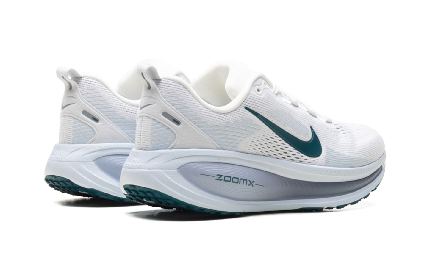 Vomero 18 WMNS"White Blue Tint Geode Teal" HM6804 103