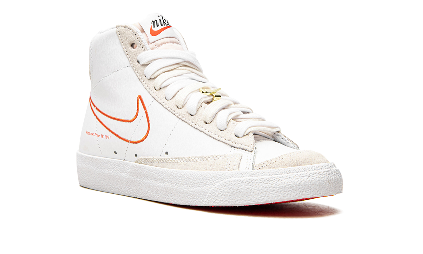 BLAZER MID 77 SE WMNS"First Use" DH6757 100