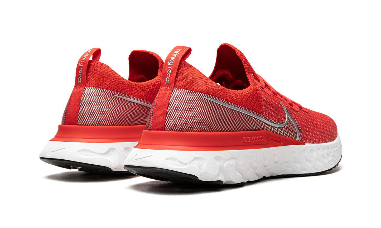 REACT INFINITY RUN FLYKNI MNS WMNS DC2054 600