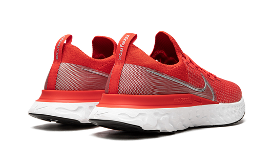 REACT INFINITY RUN FLYKNI MNS WMNS DC2054 600
