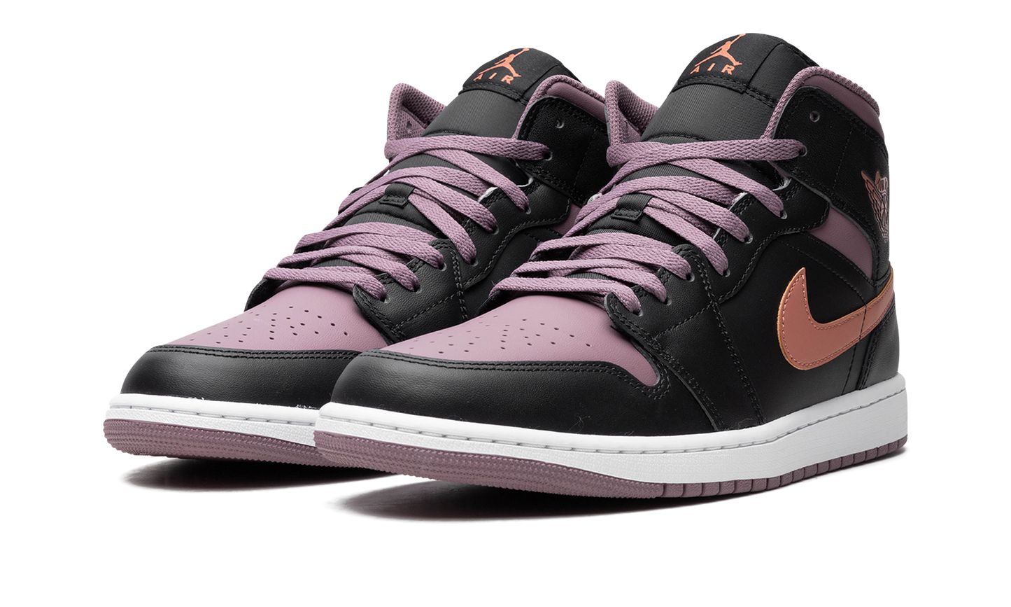 1 Mid SE "Sky J Mauve" FB9911 008