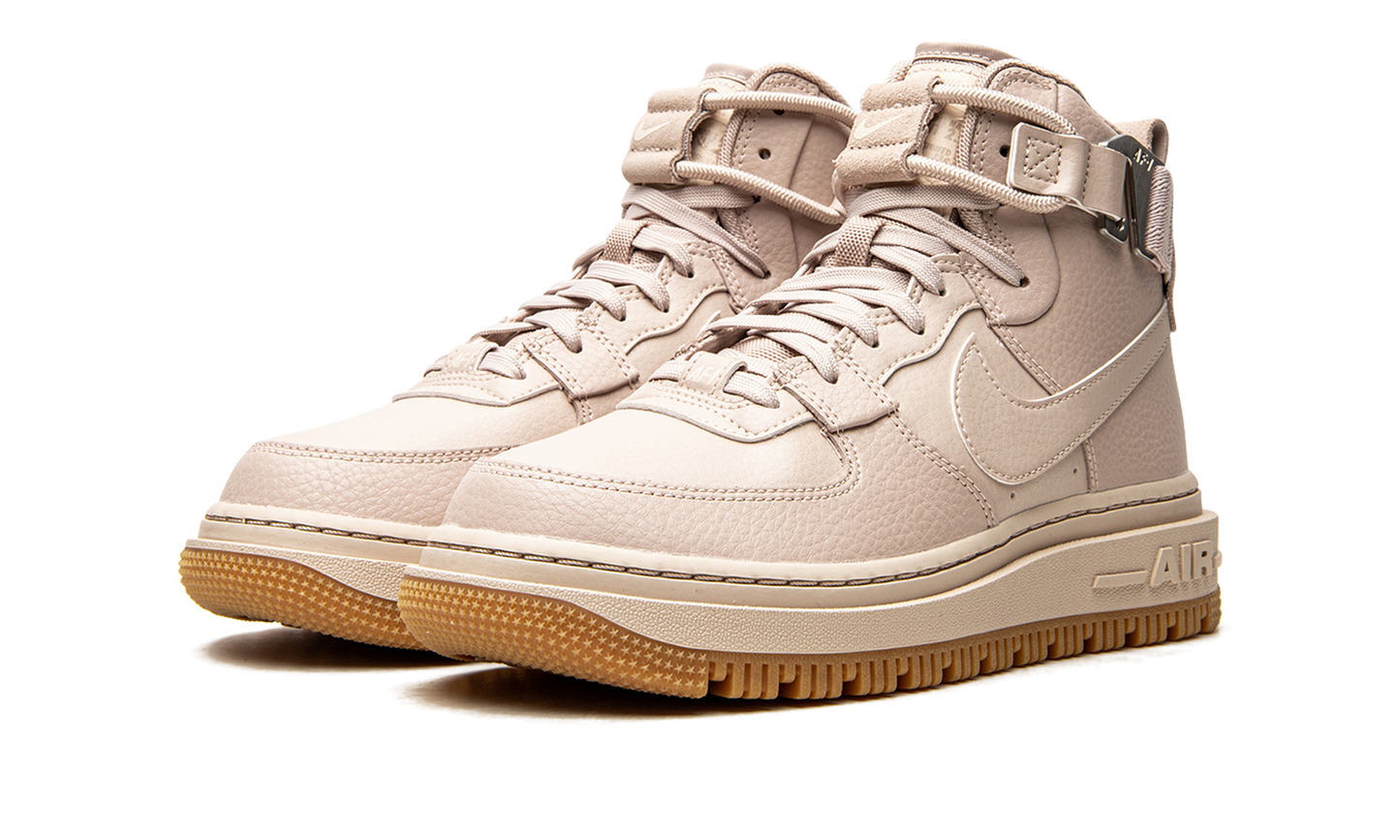 AIR FORCE 1 HIGH UTILITY MNS WMNS DC3584 200