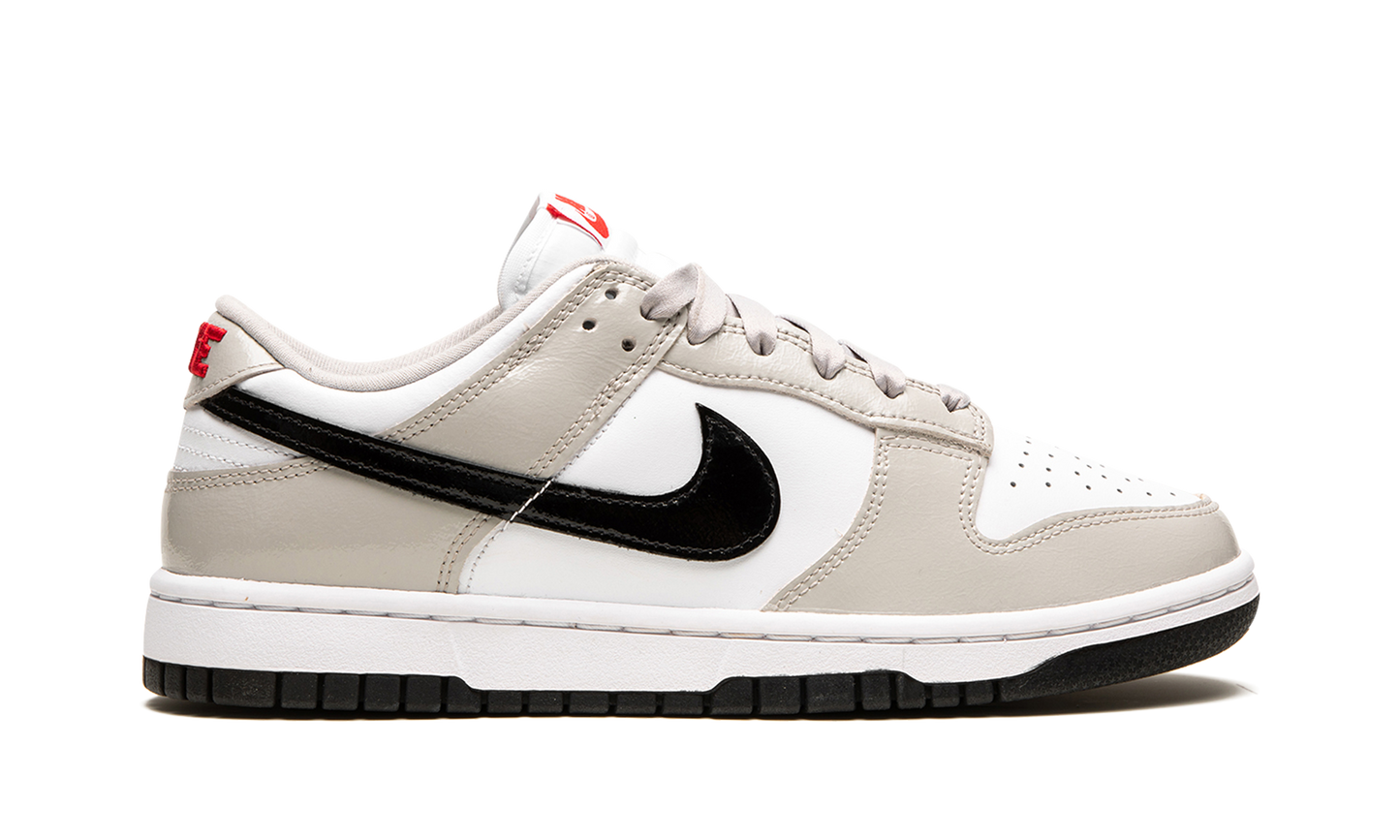 DUNK LO ESS WMNS"Light Iron Ore" DQ7576 001