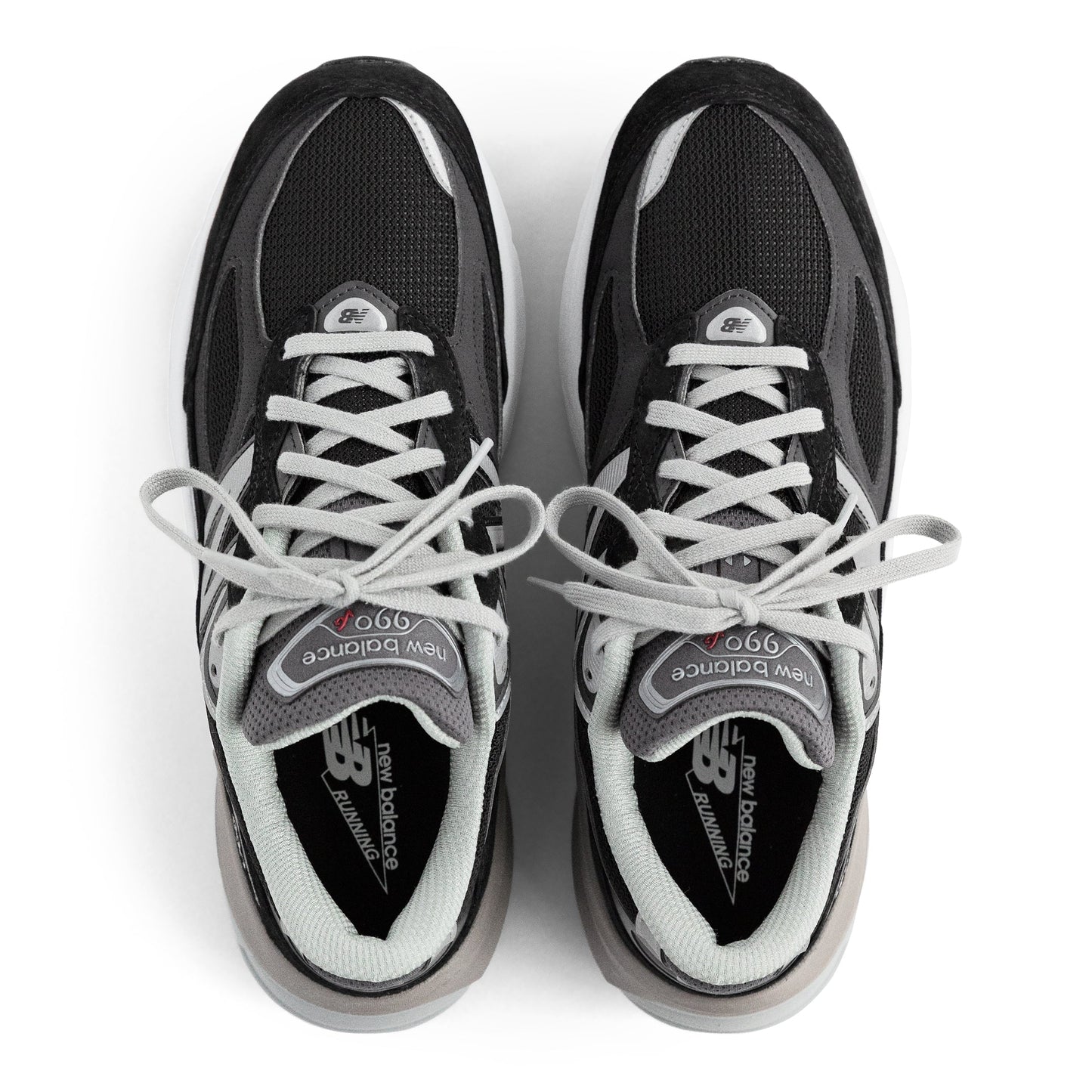 Men's Made in USA 990v6