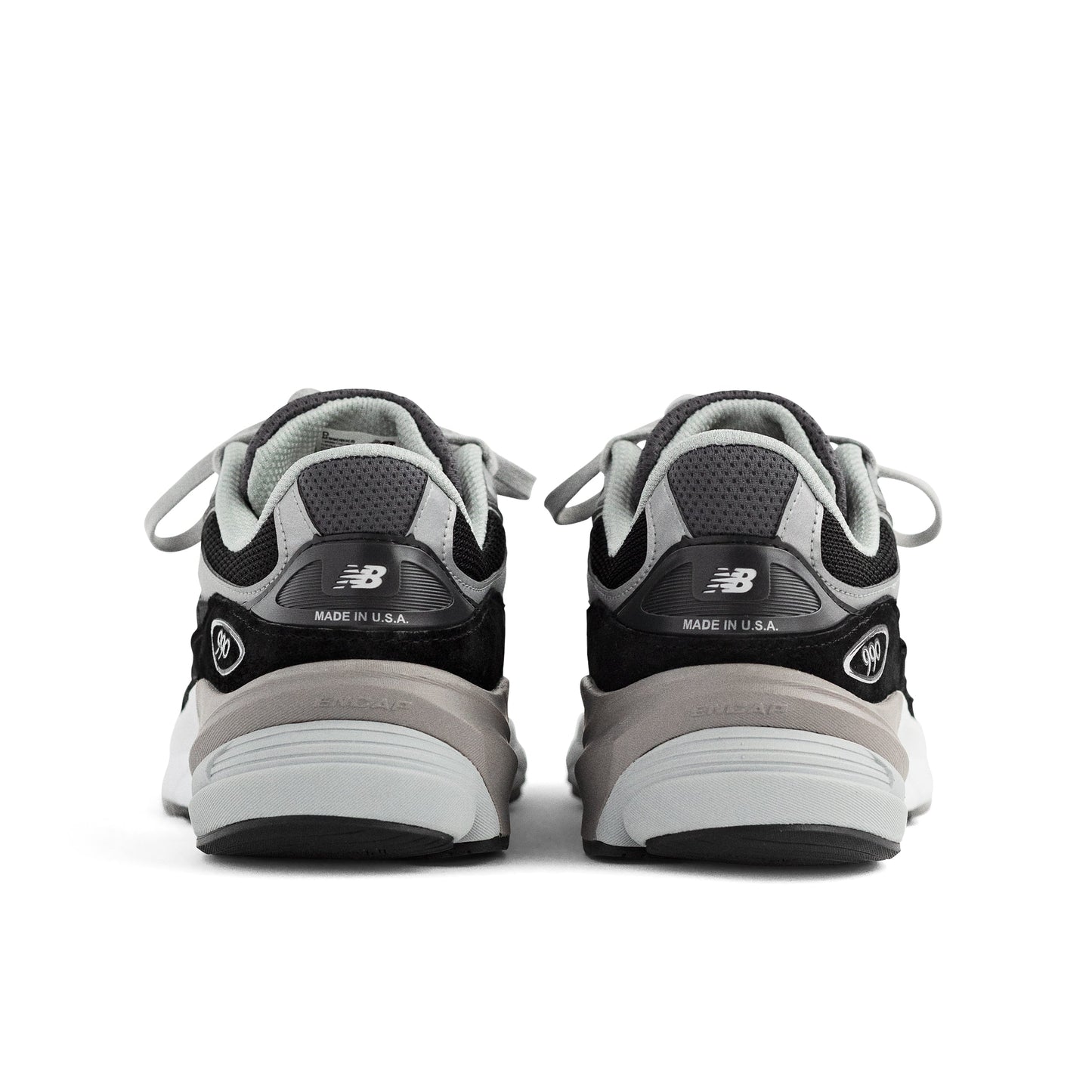 Men's Made in USA 990v6