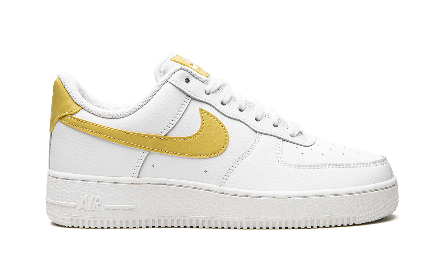 AIR FORCE 1 LO MNS WMNS"White/ Saturn Gold" 315115 170