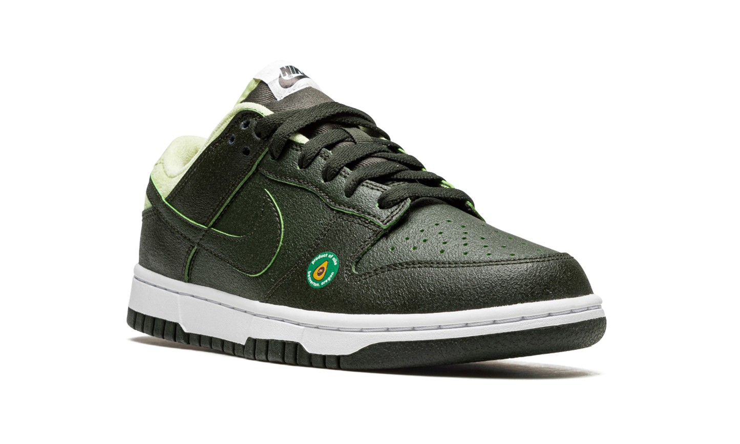 DUNK LOW WMNS"Avocado" DM7606 300