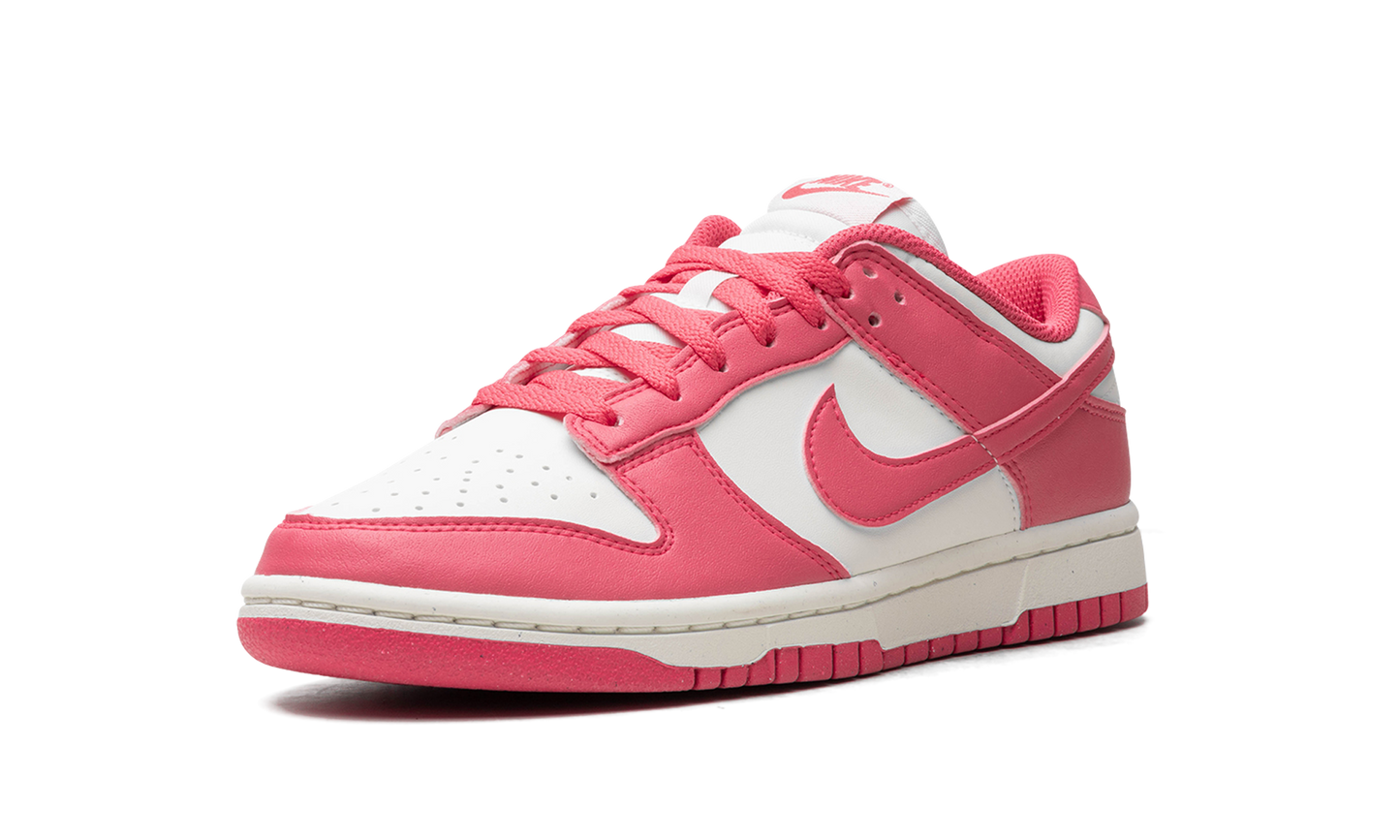 Dunk Low. WMNS"Pink" DD1873-600