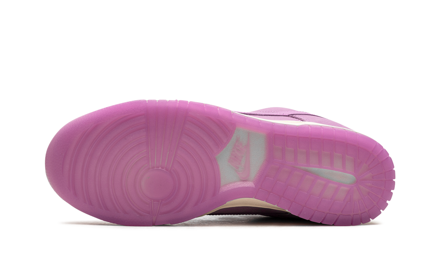 DUNK LOW WMNS"Rush Fuchsia" DV7415 500