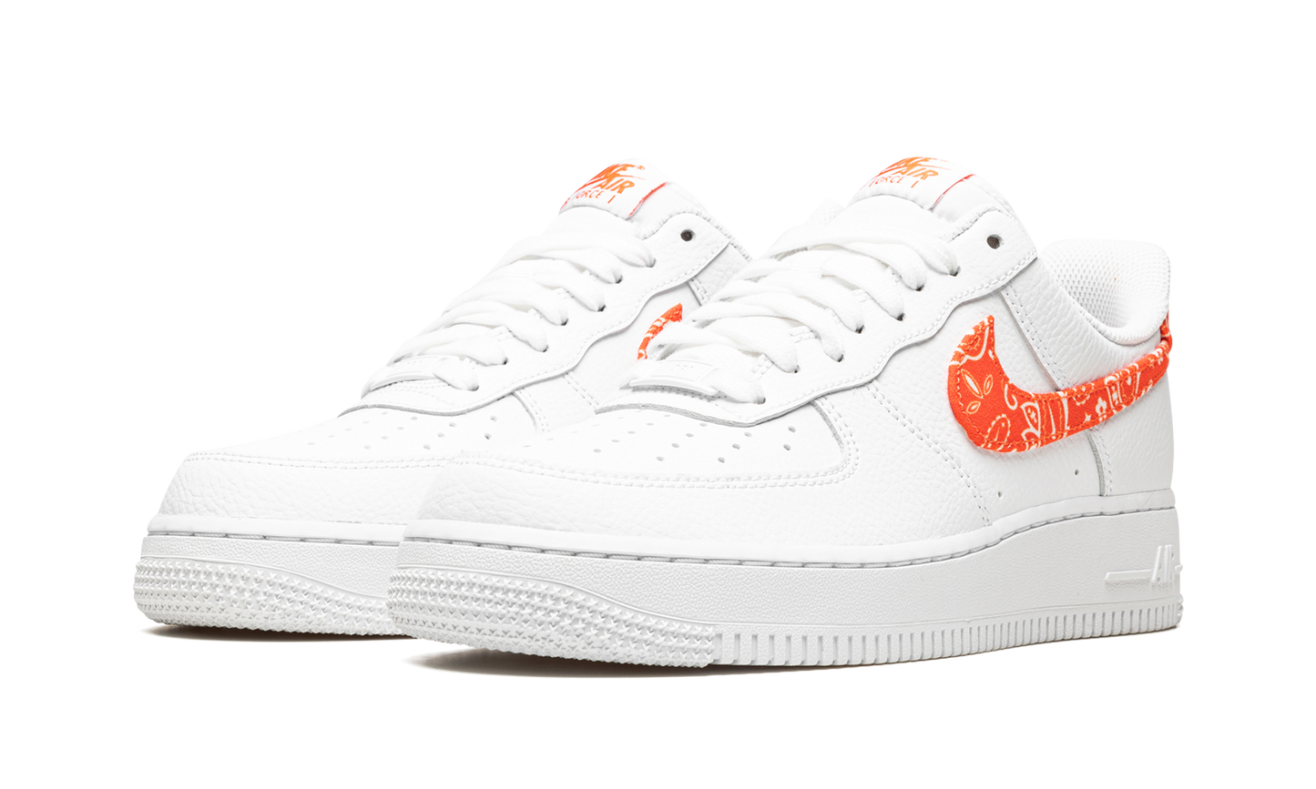 AIR FORCE 1 LO MNS WMNS"Orange Paisley" DJ9942 102