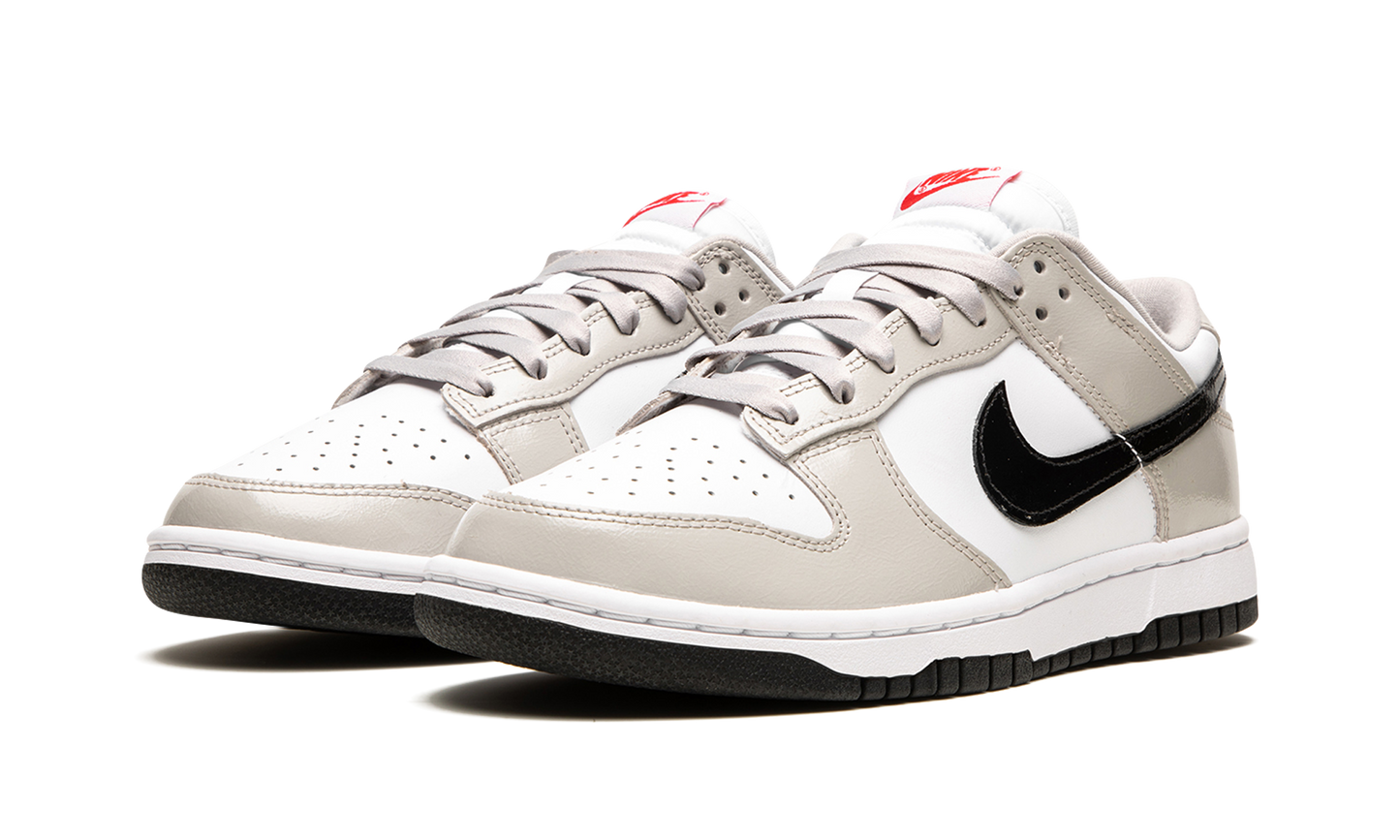 DUNK LO ESS WMNS"Light Iron Ore" DQ7576 001